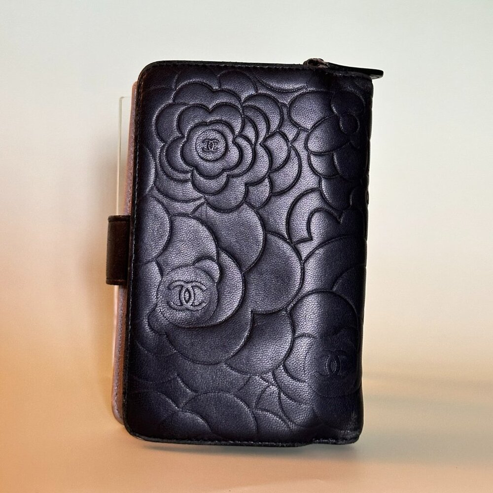 CHANEL Camellia Embossed Floral Zip Wallet - Picture 3 of 12